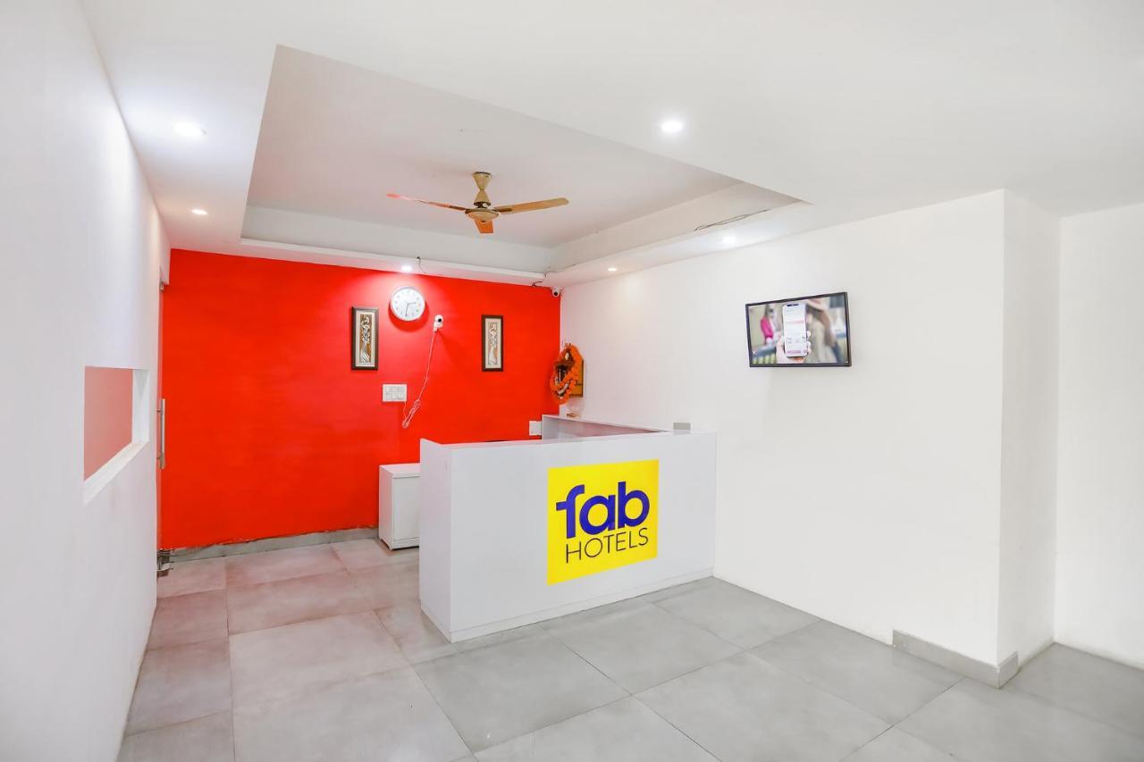 Fabhotel F9 Sector 19 โนอิดา ภายนอก รูปภาพ