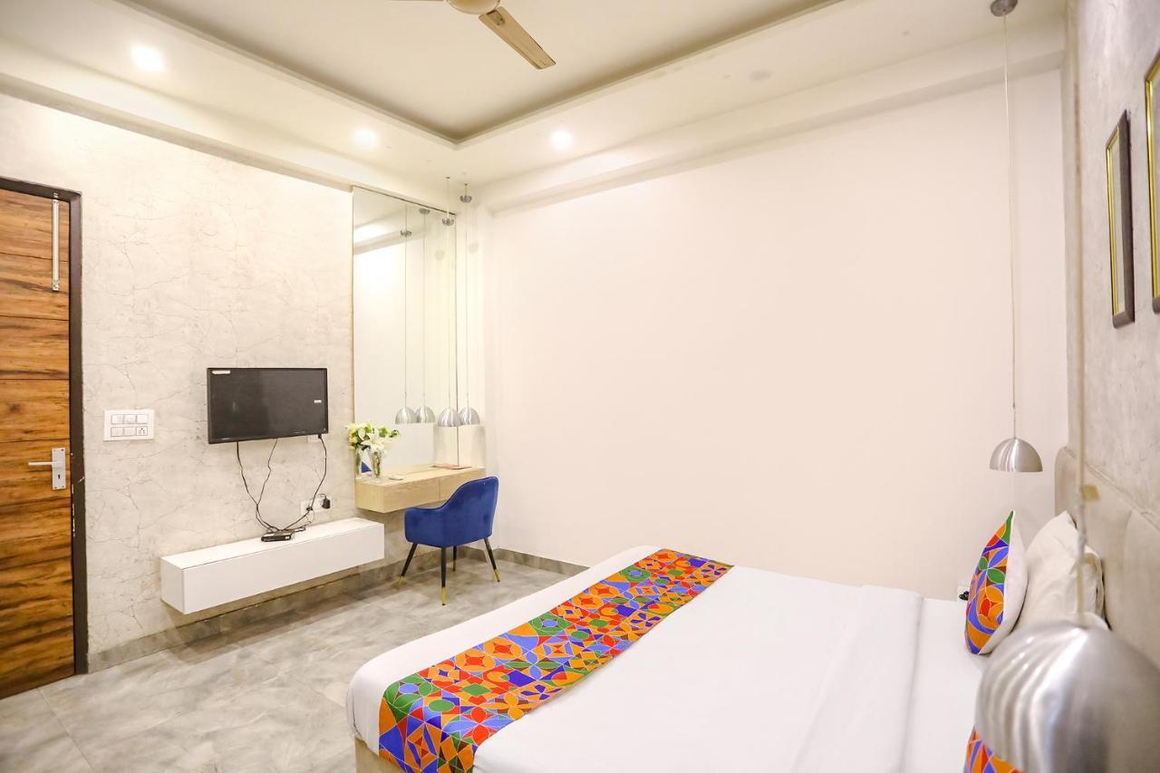 Fabhotel F9 Sector 19 โนอิดา ภายนอก รูปภาพ