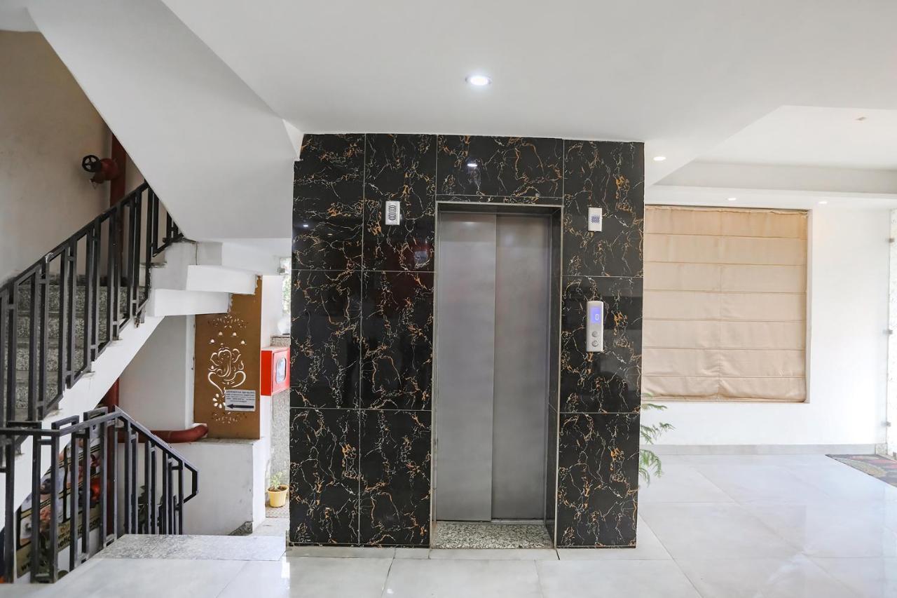 Fabhotel F9 Sector 19 โนอิดา ภายนอก รูปภาพ